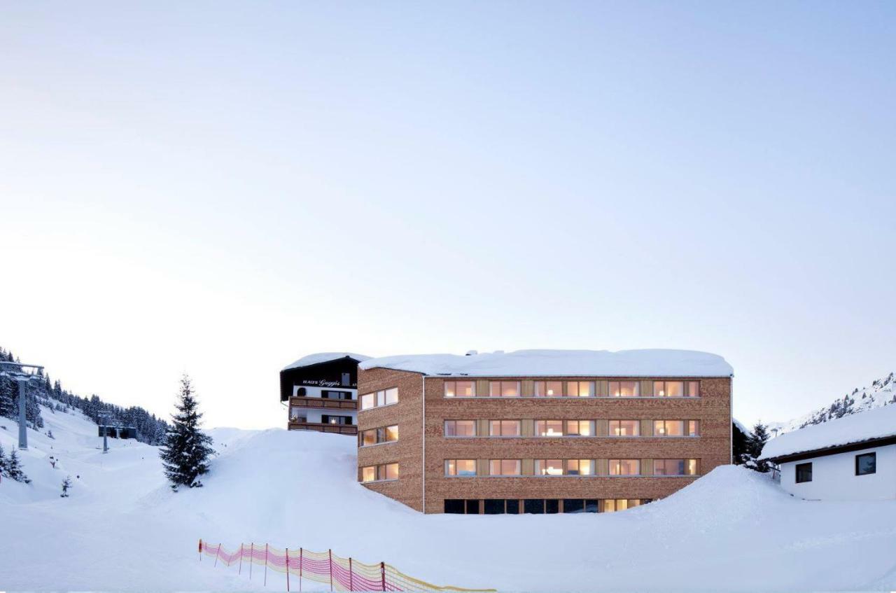 Warthsap Apartmenthaus Warth  Exterior photo